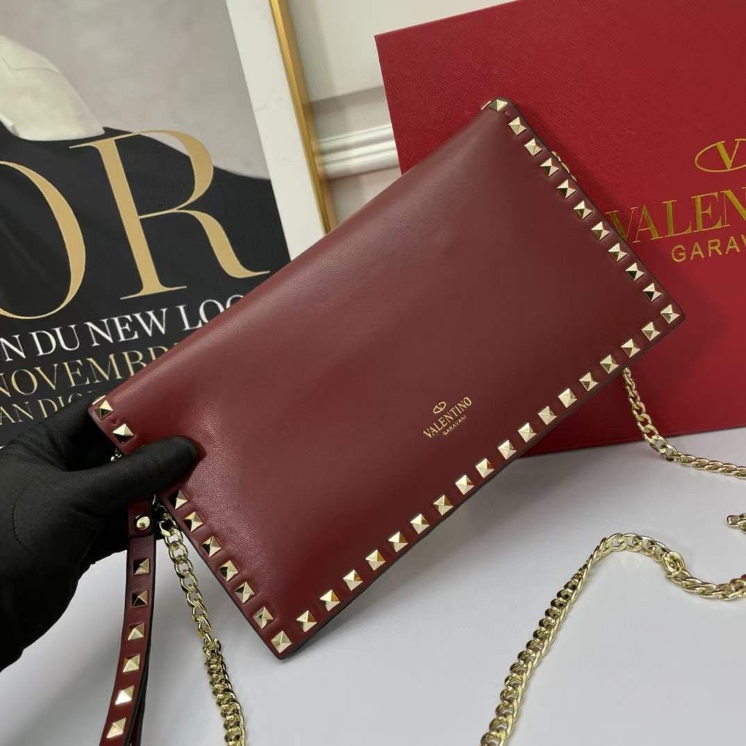 Valentino Garavani Rockstud Wallet With Leather Studded Strap