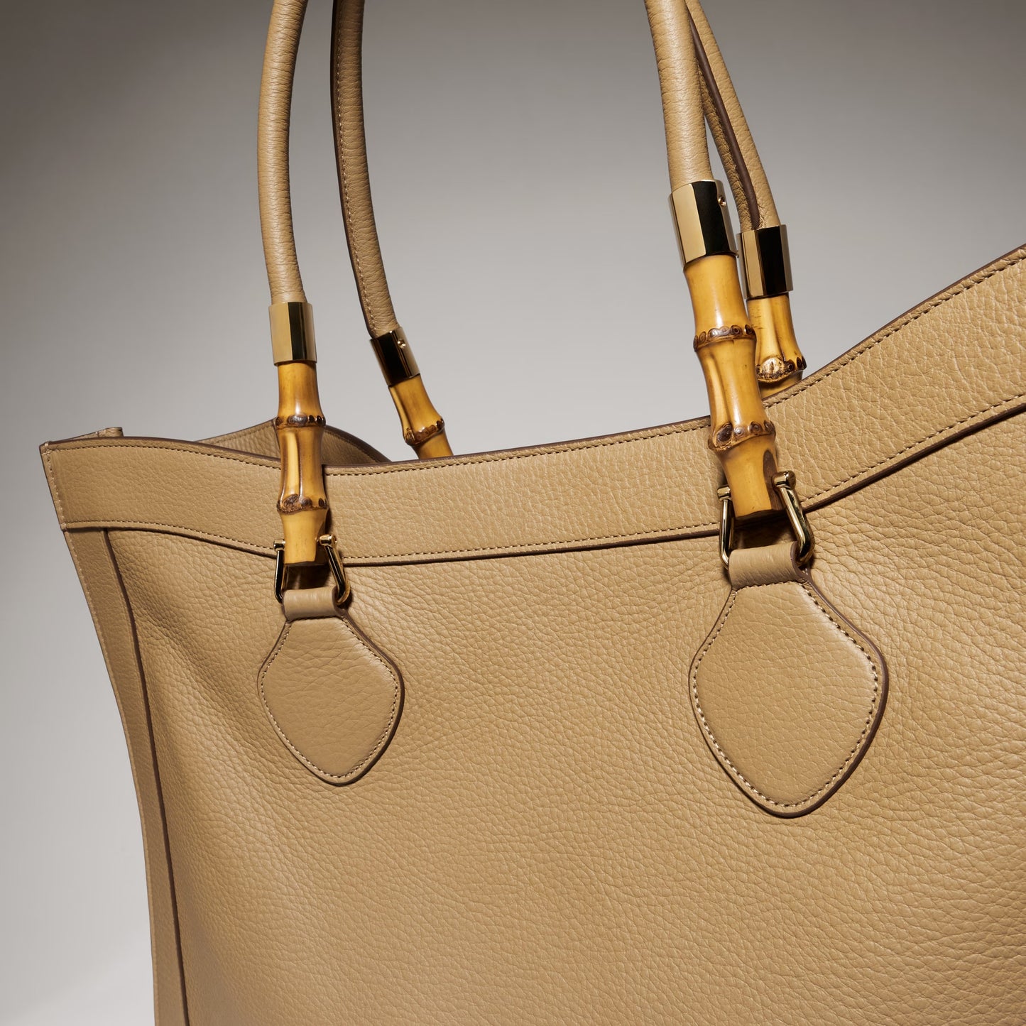 Gucci Bamboo Tote Large — Dark Beige Leather
